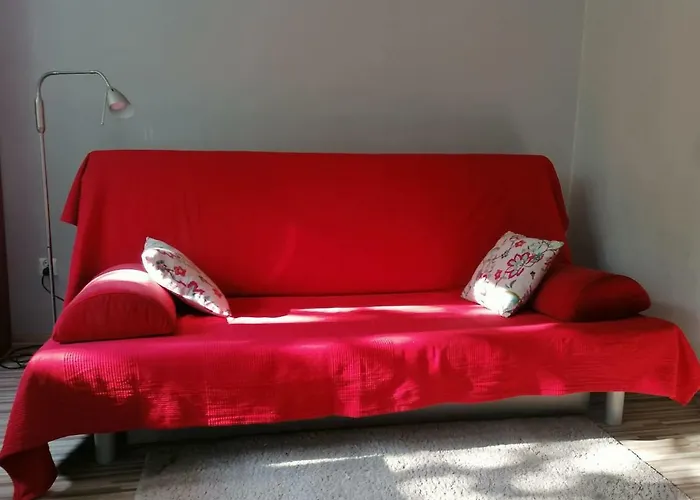 Sunny And Lovely Apartment. Near Chopin Airport!