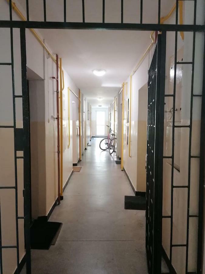 Sunny And Lovely Apartment. Near Chopin Airport! Leilighet